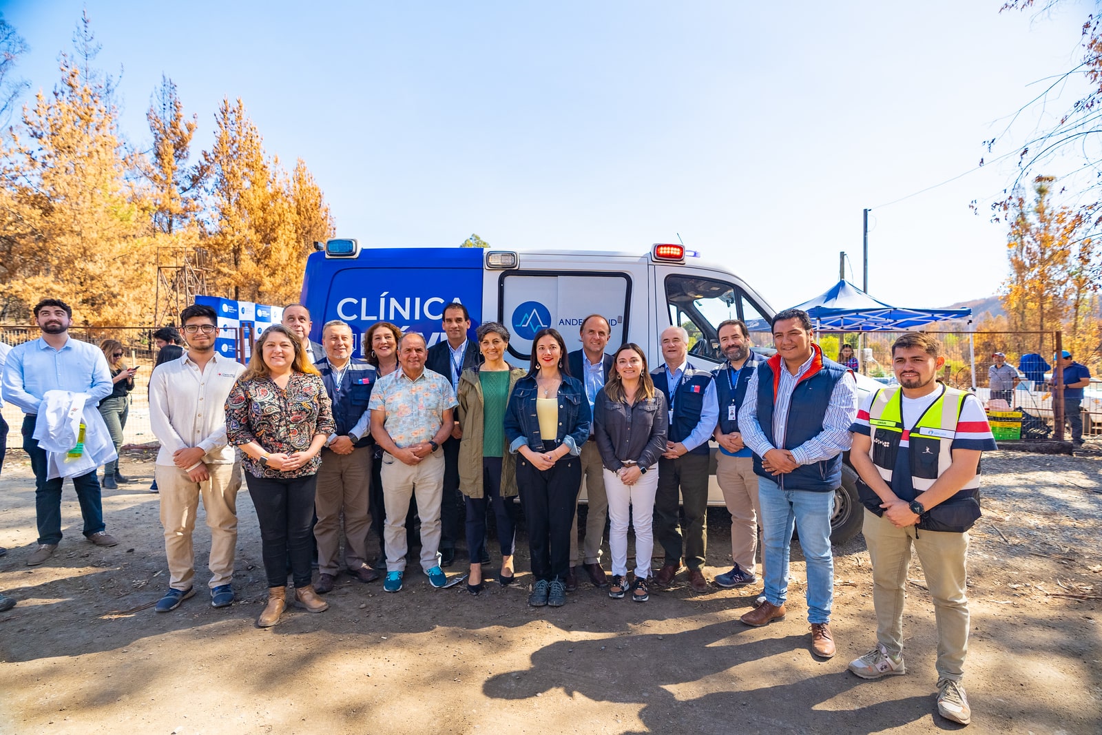 Andes Salud y Desafío Levantemos Chile inauguran clínica móvil de